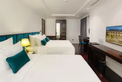 Family Room — The Almin Hotel